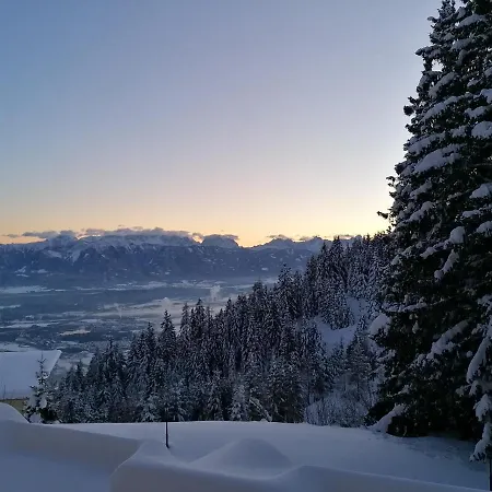Gerlitzen Paul Im Ski- Und Wandergebiet, Kanzelhoehe, Ossiacher Daire