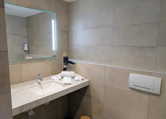 Gerlitzen Paul Im Ski- Und Wandergebiet, Kanzelhoehe, Ossiacher Deutschberg